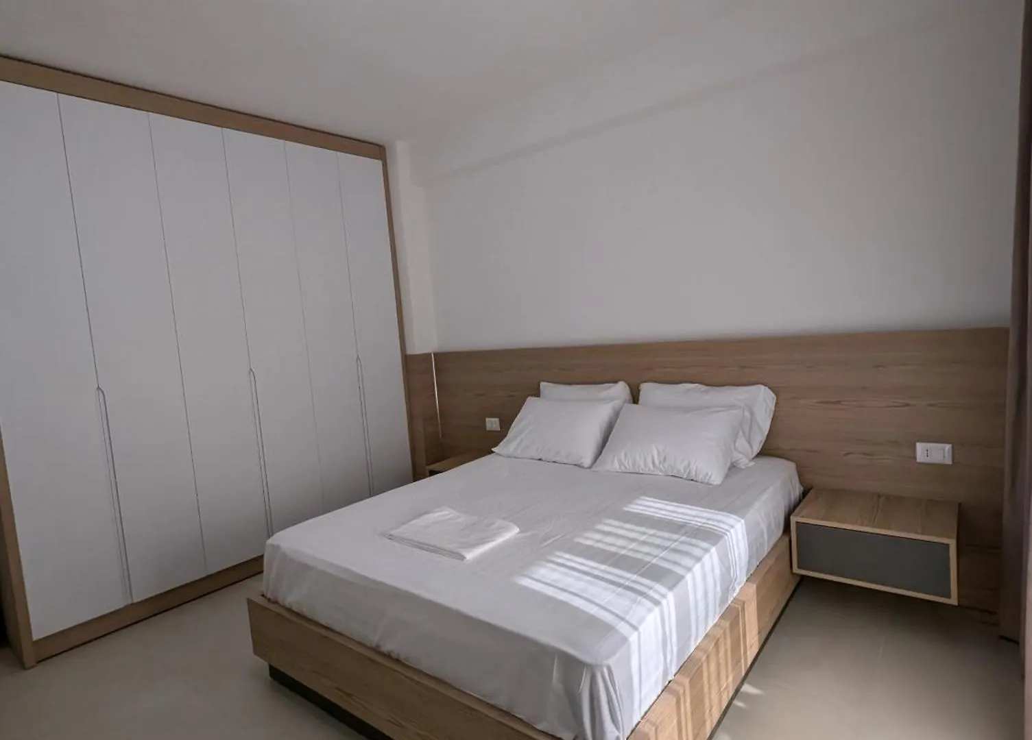 Serendipity Apartment Lungomare Avlonya